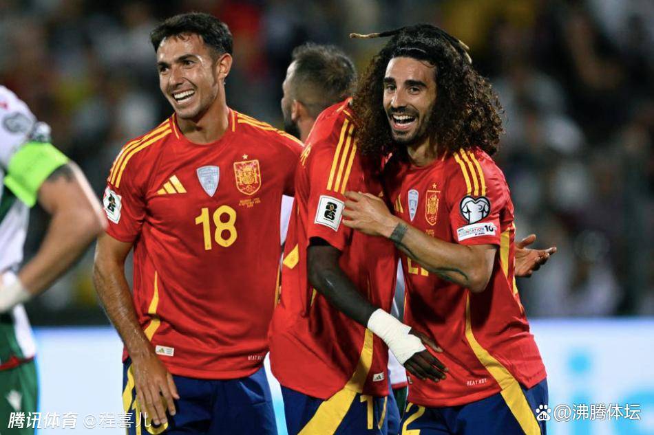 关于波兰碾压美国,阿奎罗一己之力扛起全队的信息 关于波兰碾压美国,阿奎罗一己之力扛起全队的信息