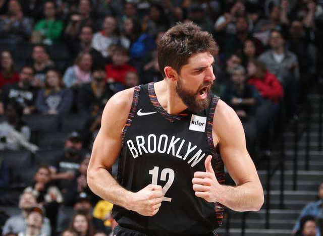 球队经理遭遇重大困难,未来赛季命运莫测 球队经理遭遇重大困难,未来赛季命运莫测