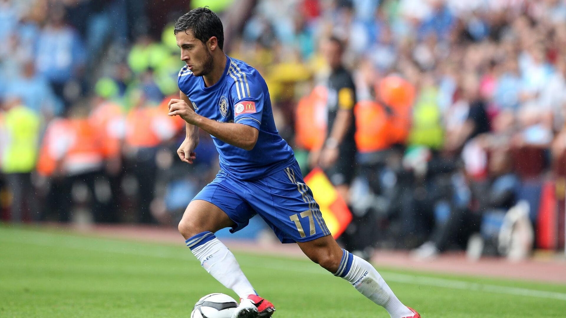 开云APP-恩佐·费尔南德斯接管比赛，中国行提前终结悬念，切尔西新核改写世界排名争夺战