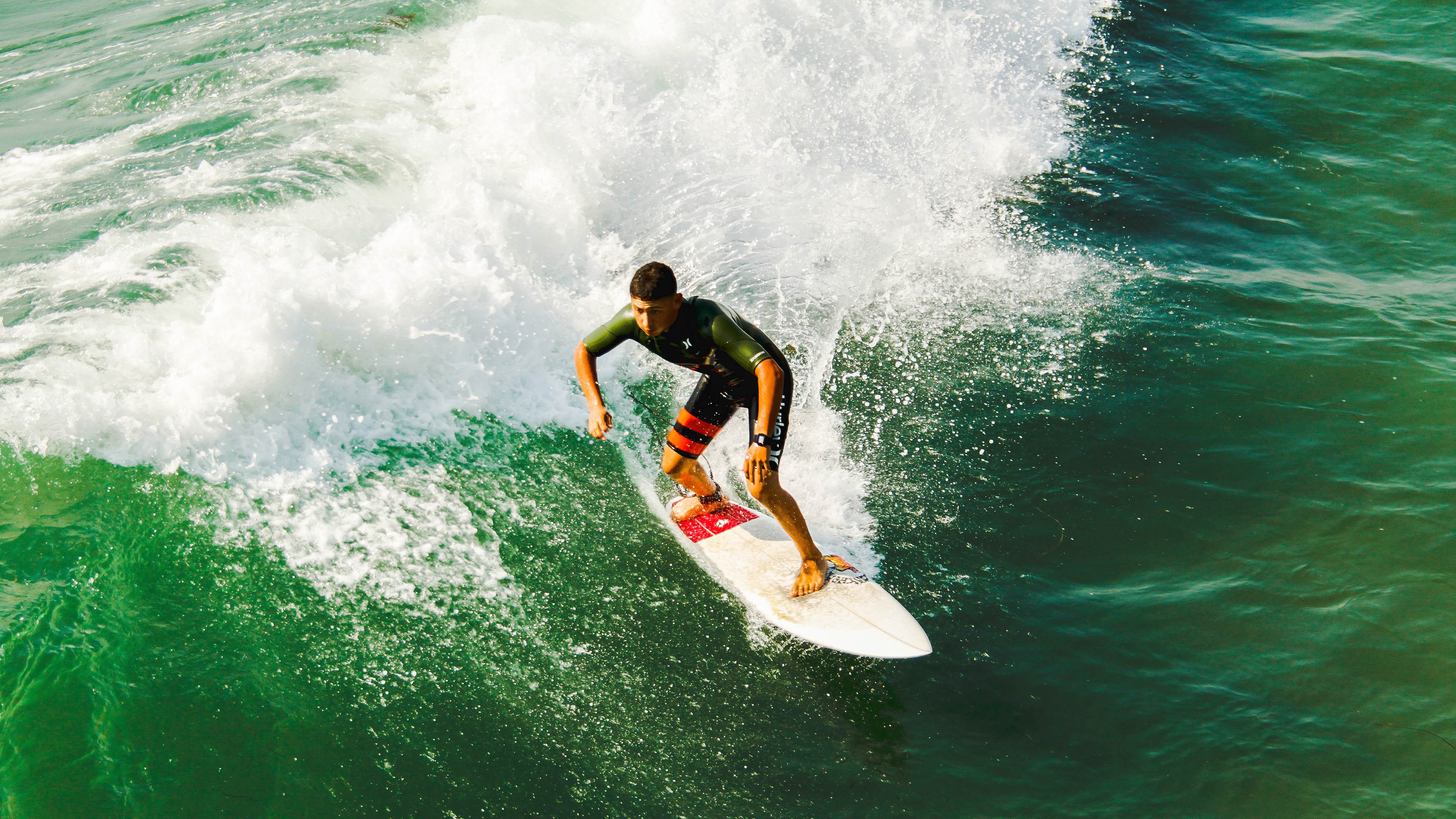 浙江队对阵新疆队，欧文关键进球定乾坤
