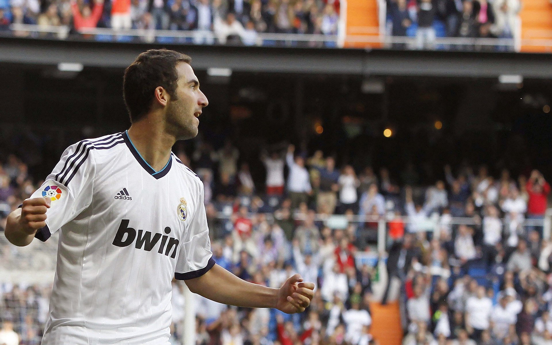 姆巴佩关键一击定乾坤，厄瓜多尔淘汰赛力克威尔士创历史